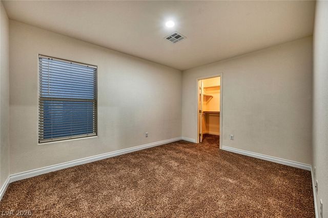 9609 Rolling Thunder Avenue, Las Vegas, NV 89148