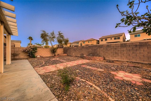 9609 Rolling Thunder Avenue, Las Vegas, NV 89148