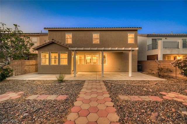 9609 Rolling Thunder Avenue, Las Vegas, NV 89148