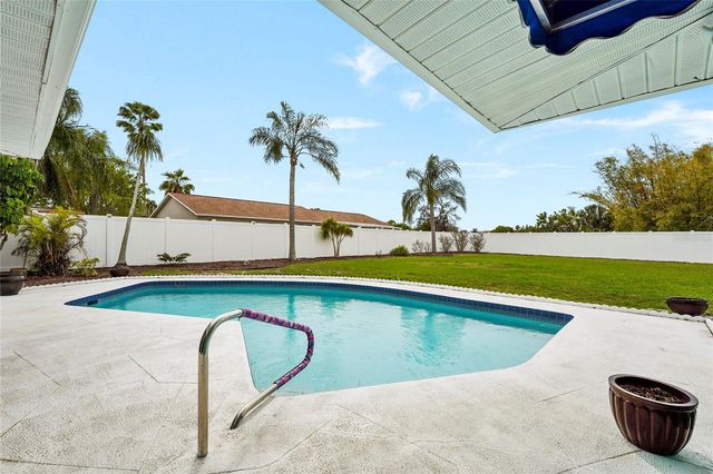 7320 MEADOWBROOK DRIVE, Sarasota, FL 34243