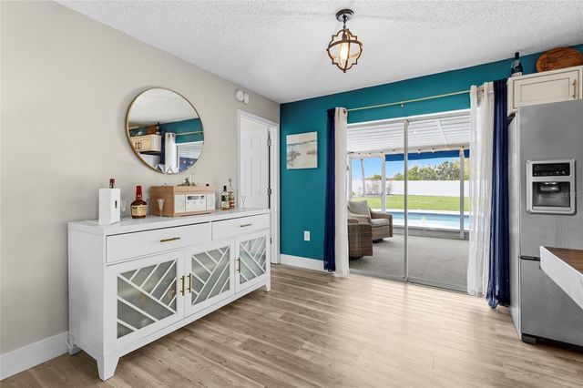 7320 MEADOWBROOK DRIVE, Sarasota, FL 34243