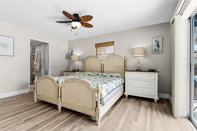 7320 MEADOWBROOK DRIVE, Sarasota, FL 34243