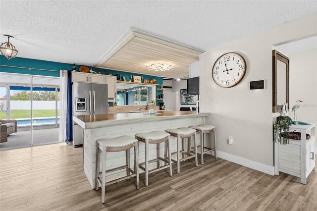 7320 MEADOWBROOK DRIVE, Sarasota, FL 34243