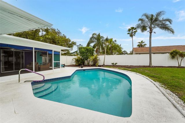 7320 MEADOWBROOK DRIVE, Sarasota, FL 34243
