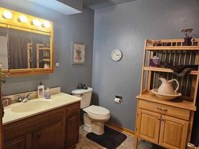 1991 190th Avenue, Osceola, IA 50213