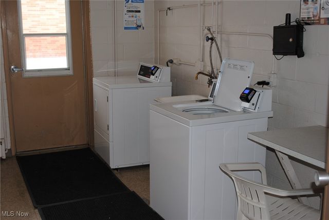 501 Tollis Pky, Broadview Heights, OH 44147