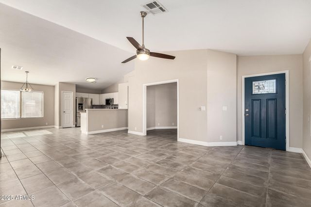 21831 N 32ND Avenue, Phoenix, AZ 85027