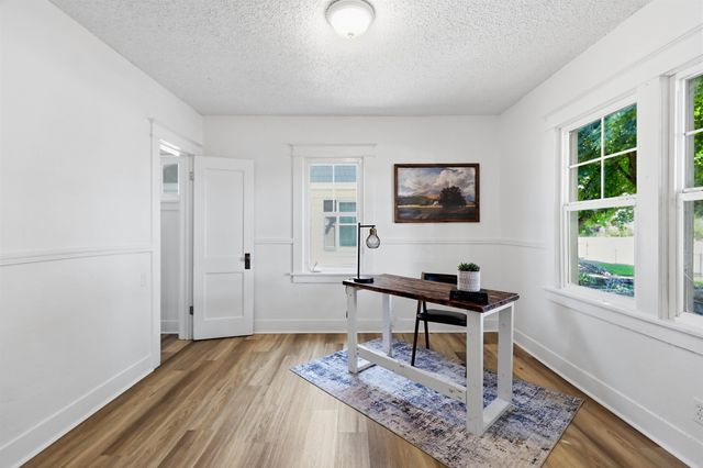 1208 W Gordon Ave, Spokane, WA 99205