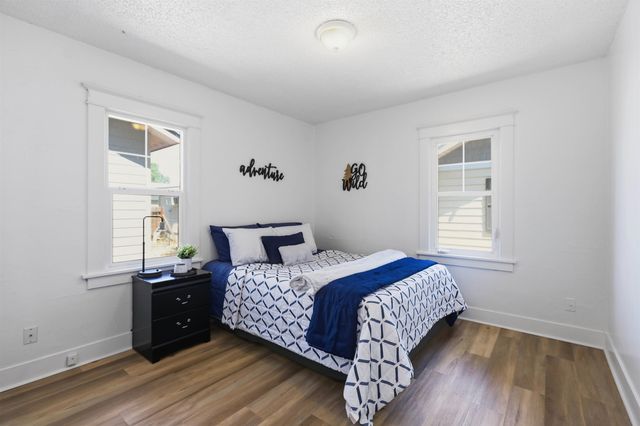 1208 W Gordon Ave, Spokane, WA 99205