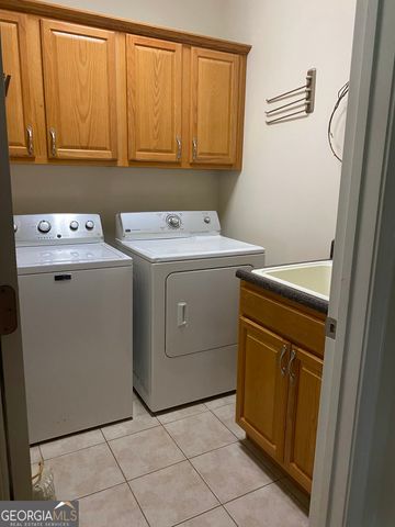 475 Harbour Shores, Jackson, GA 30233