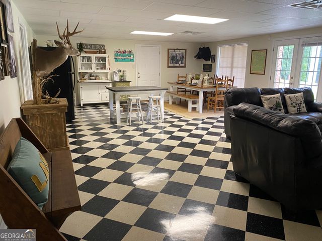 475 Harbour Shores, Jackson, GA 30233