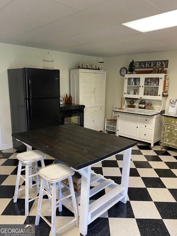 475 Harbour Shores, Jackson, GA 30233