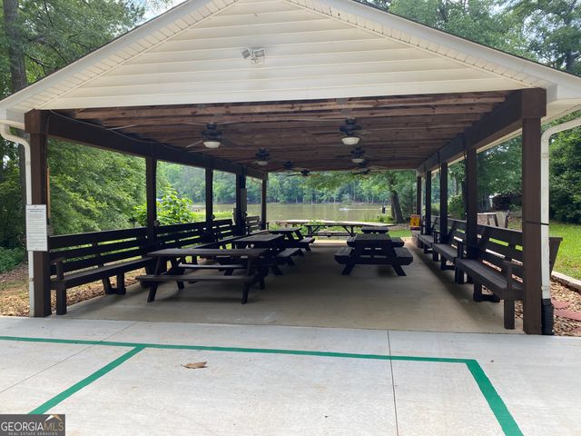 475 Harbour Shores, Jackson, GA 30233