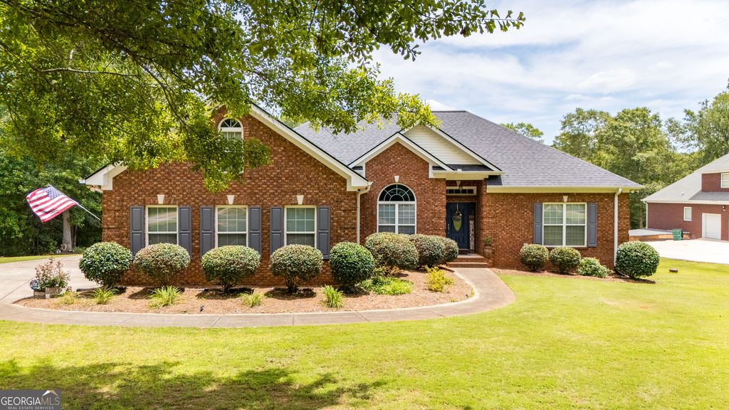 475 Harbour Shores, Jackson, GA 30233