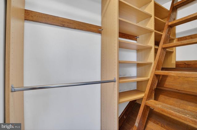 2021 32ND PL SE, Washington, DC 20020