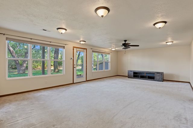 2553 N Hazelwood, Wichita, KS 67205