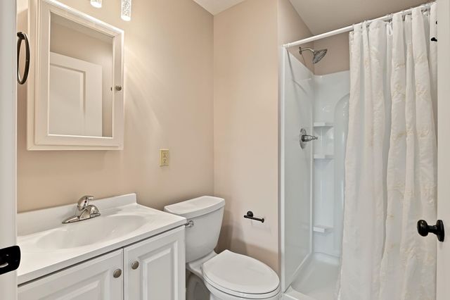 2553 N Hazelwood, Wichita, KS 67205