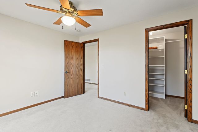 2553 N Hazelwood, Wichita, KS 67205