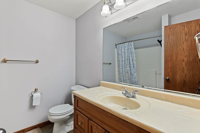 2553 N Hazelwood, Wichita, KS 67205