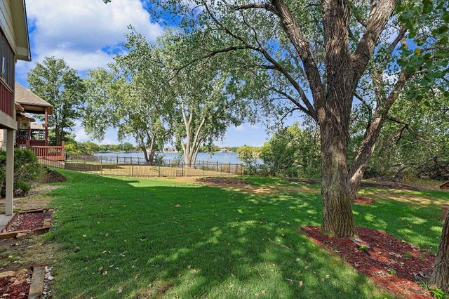 2553 N Hazelwood, Wichita, KS 67205