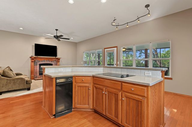 2553 N Hazelwood, Wichita, KS 67205