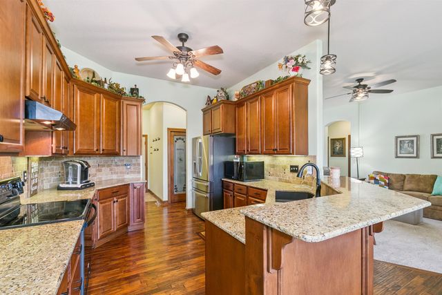 12910 E Cherry Creek Ct, Wichita, KS 67230