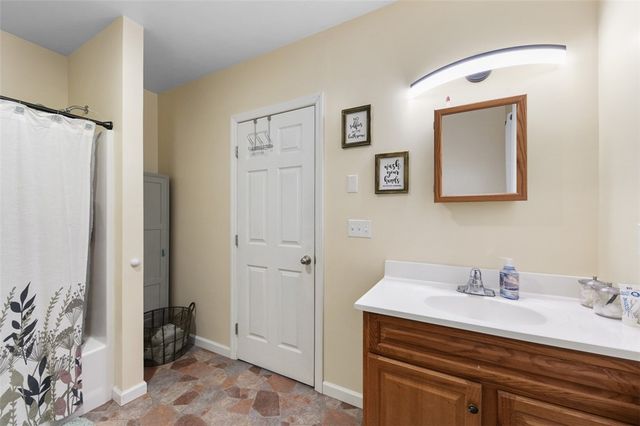 504 Howell St, Dawson, PA 15428