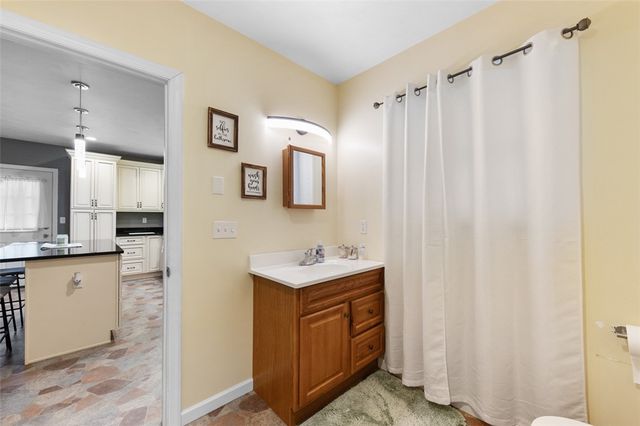 504 Howell St, Dawson, PA 15428