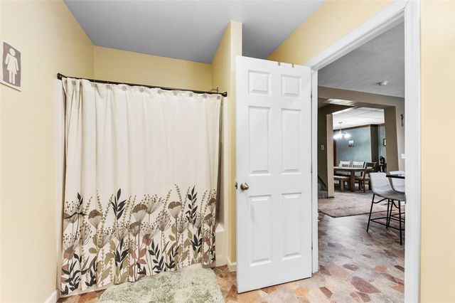 504 Howell St, Dawson, PA 15428