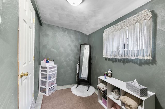 504 Howell St, Dawson, PA 15428