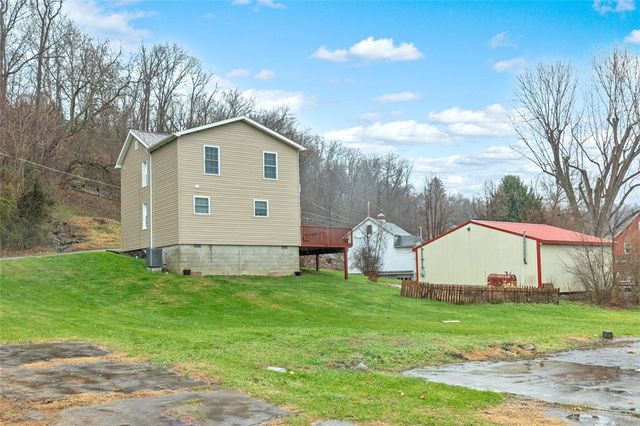 504 Howell St, Dawson, PA 15428