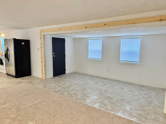 604 W John Beers Road 2L, Stevensville, MI 49127