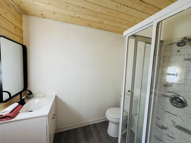 604 W John Beers Road 2L, Stevensville, MI 49127