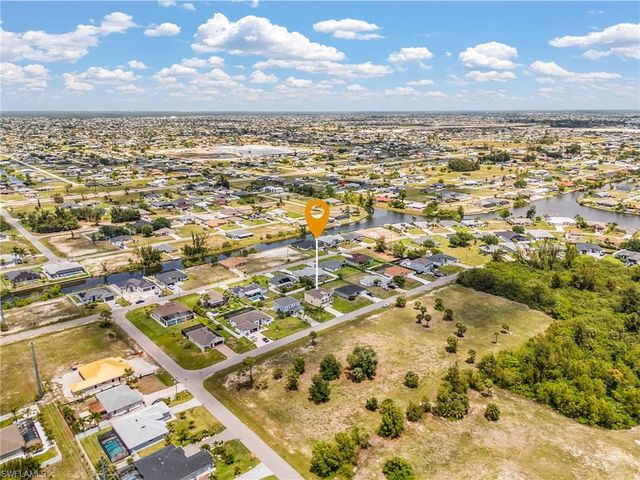 2235 SW 2nd LN, Cape Coral, FL 33991