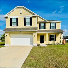 2235 SW 2nd LN, Cape Coral, FL 33991