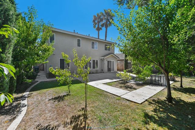 2674 Maybrook Dr, Sacramento, CA 95835