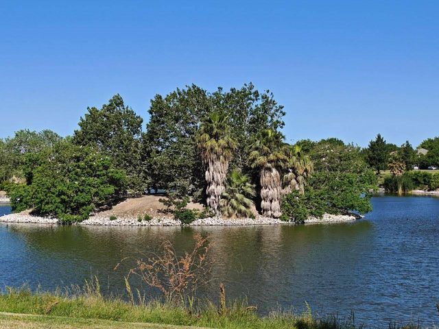2674 Maybrook Dr, Sacramento, CA 95835