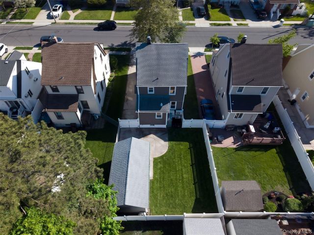 123 E Maple Street, Valley Stream, NY 11580