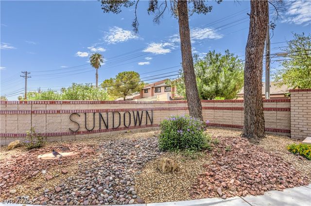 513 Starfire Place, Las Vegas, NV 89107