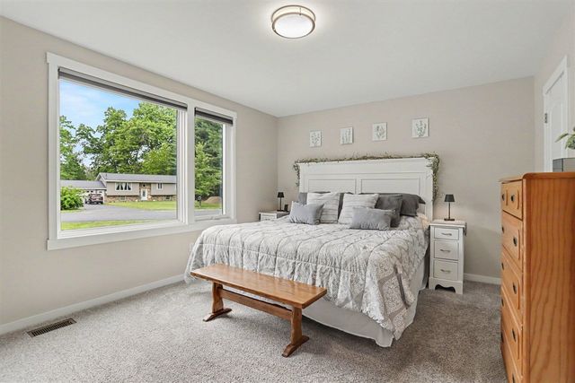 35883 Riverview Drive, Paw Paw, MI 49079