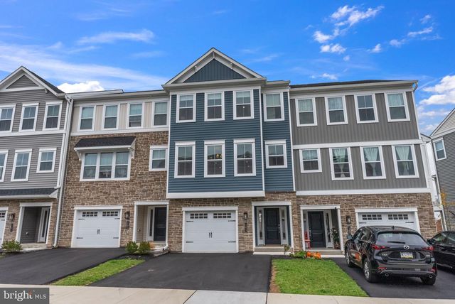 105 HIGHER ROCK CT, North Wales, PA 19454