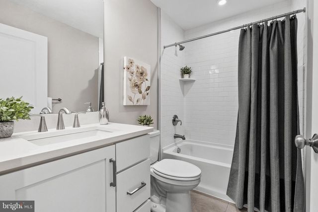 105 HIGHER ROCK CT, North Wales, PA 19454