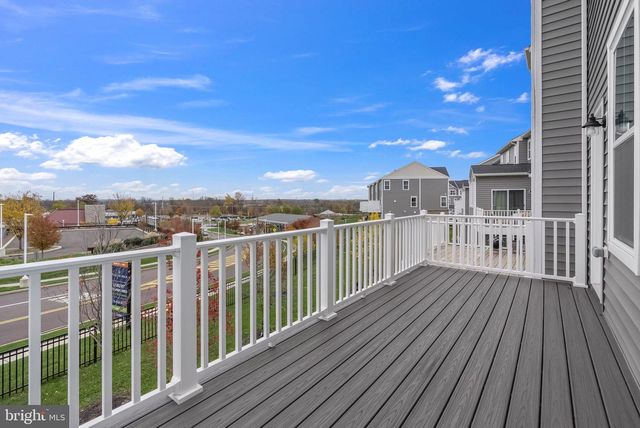 105 HIGHER ROCK CT, North Wales, PA 19454