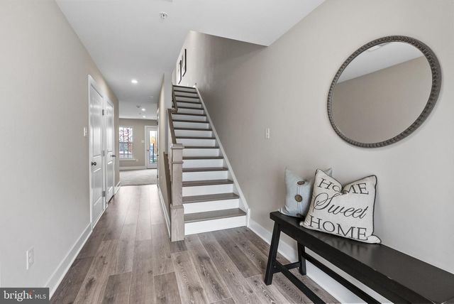 105 HIGHER ROCK CT, North Wales, PA 19454