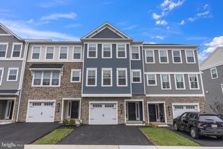 105 HIGHER ROCK CT, North Wales, PA 19454