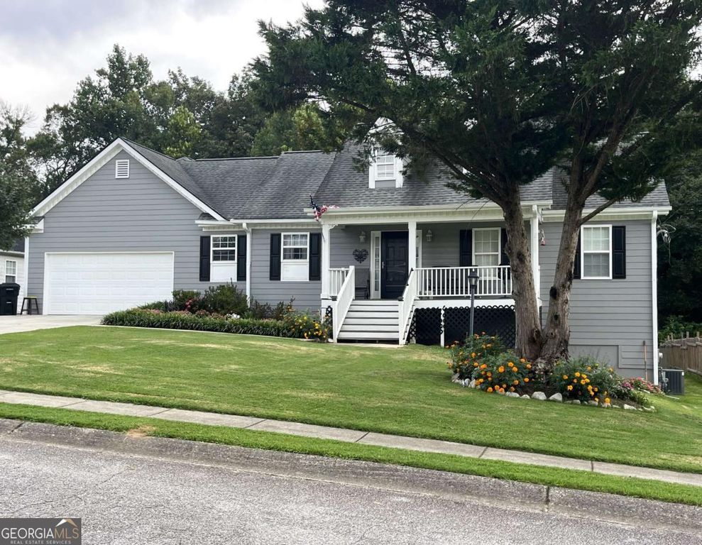 942 Creek Run Place, Temple, GA 30179