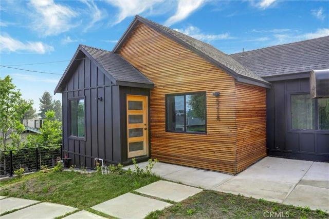 5218 Barker Drive, Los Angeles, CA 90042