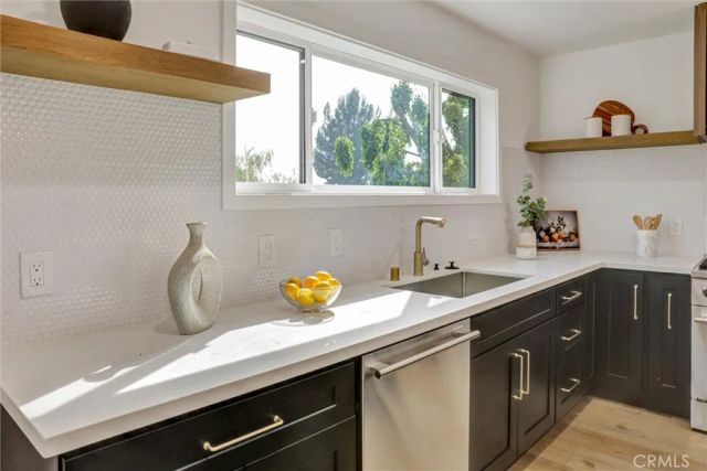 5218 Barker Drive, Los Angeles, CA 90042