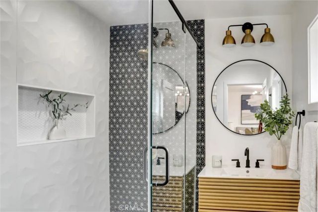 5218 Barker Drive, Los Angeles, CA 90042