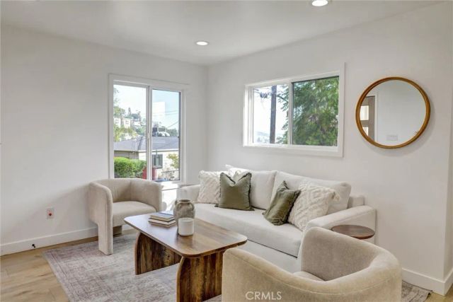 5218 Barker Drive, Los Angeles, CA 90042